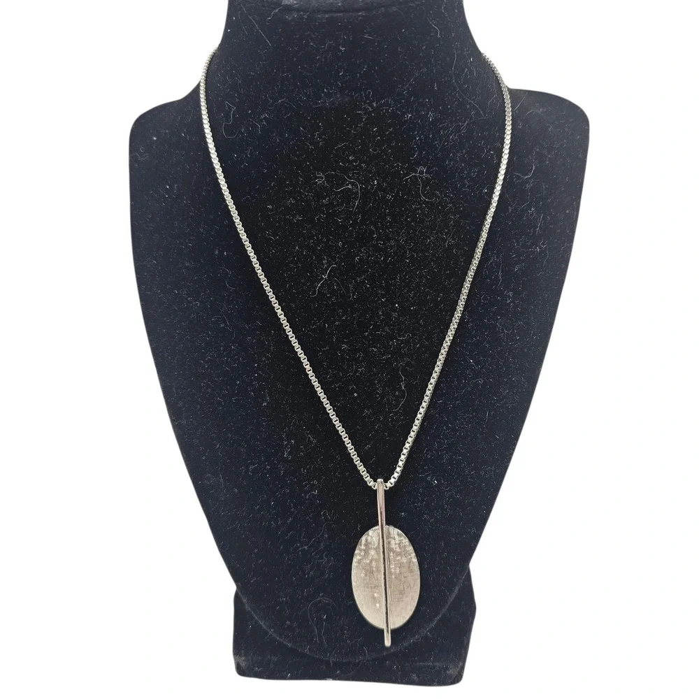 Silver Tone Modernist Necklace Set Textured Oval Pendant & Fringe Sunburst Bar